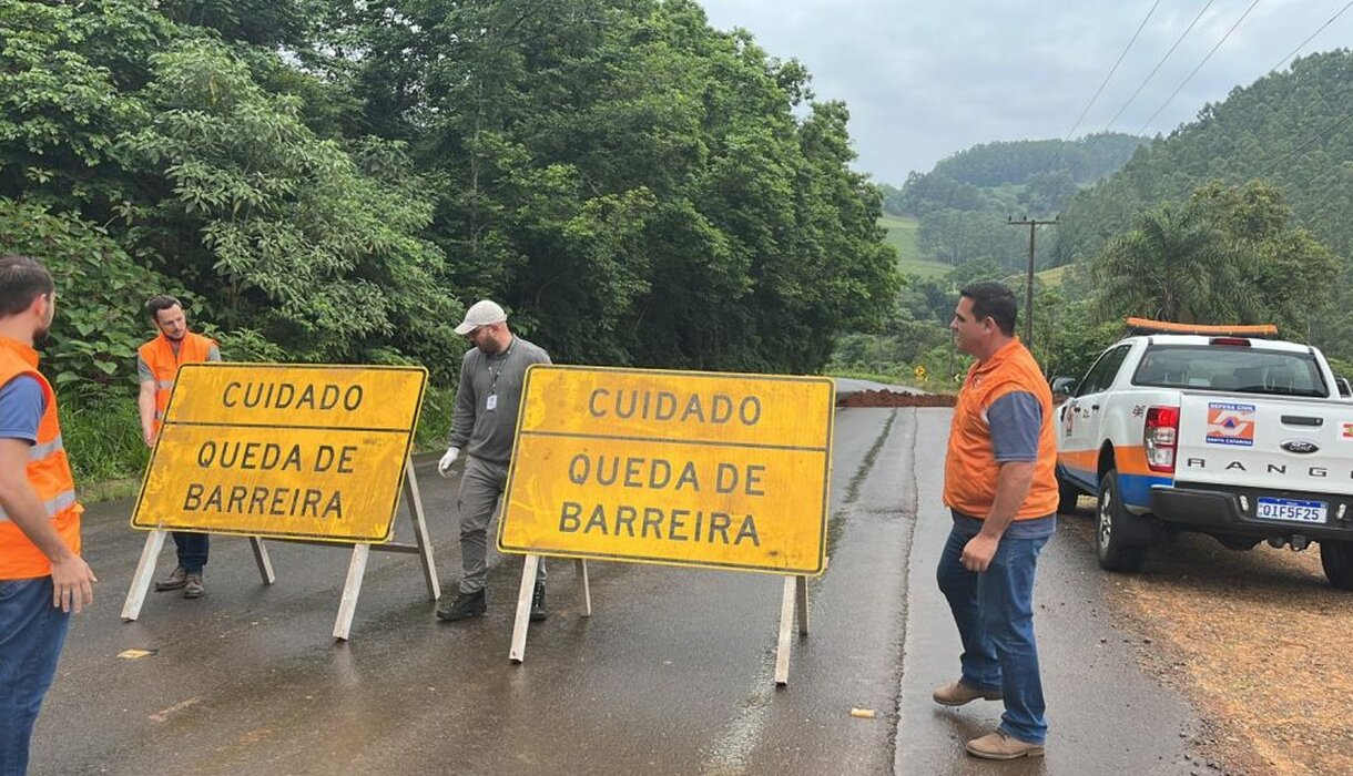 Defesa Civil Interdita Trecho Entre Seara E It Por Risco De